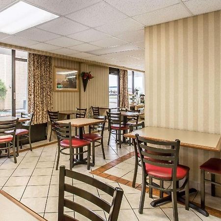 Rodeway Inn Лотон Екстер'єр фото